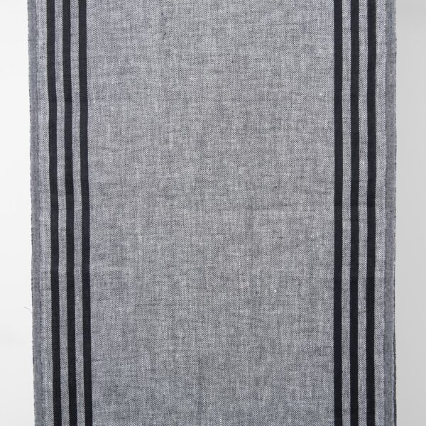 Tissu de lin étroit gris avec rayures noires sur les côtés