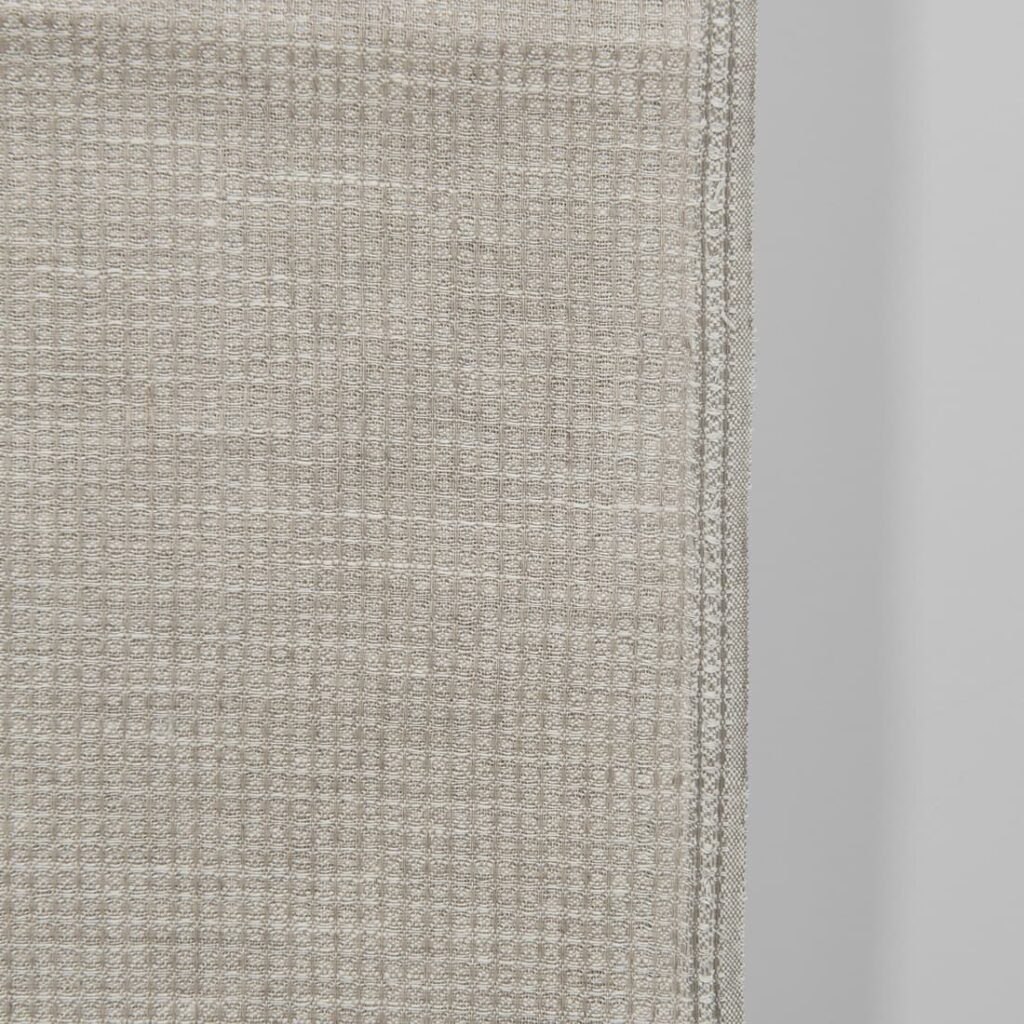 Tissu de lin étroit gaufré naturel et blanc cassé 2 Tissu de lin étroit gaufré naturel et blanc cassé – Image 2