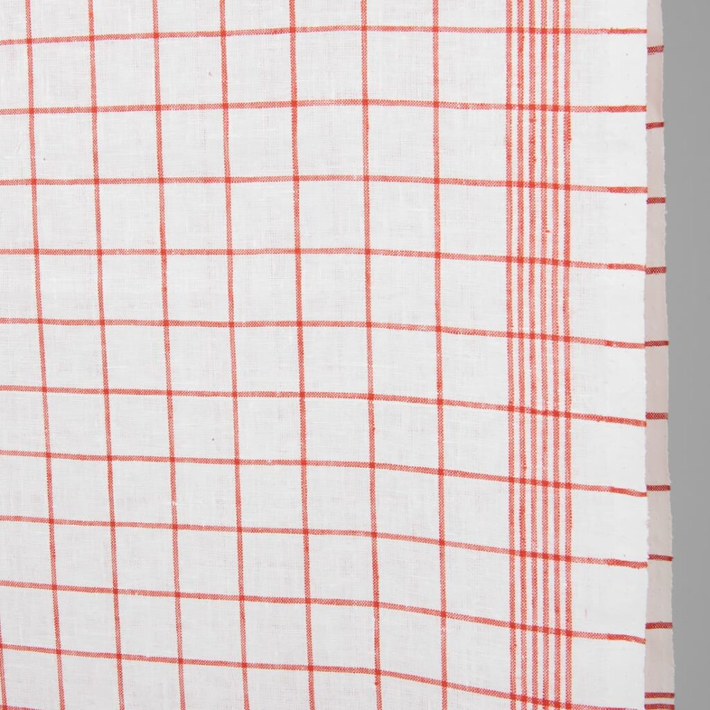 Tissu de lin étroit blanc brillant à carreaux rouges 2 Tissu de lin étroit blanc brillant à carreaux rouges – Image 2
