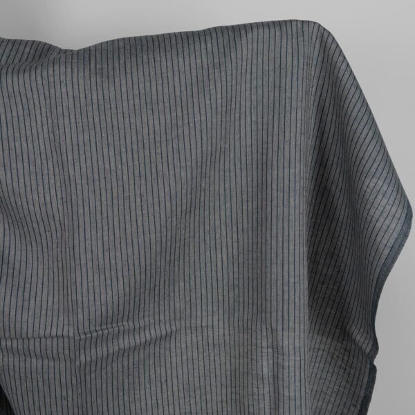 Tissu de lin rayé gris et bleu-noir