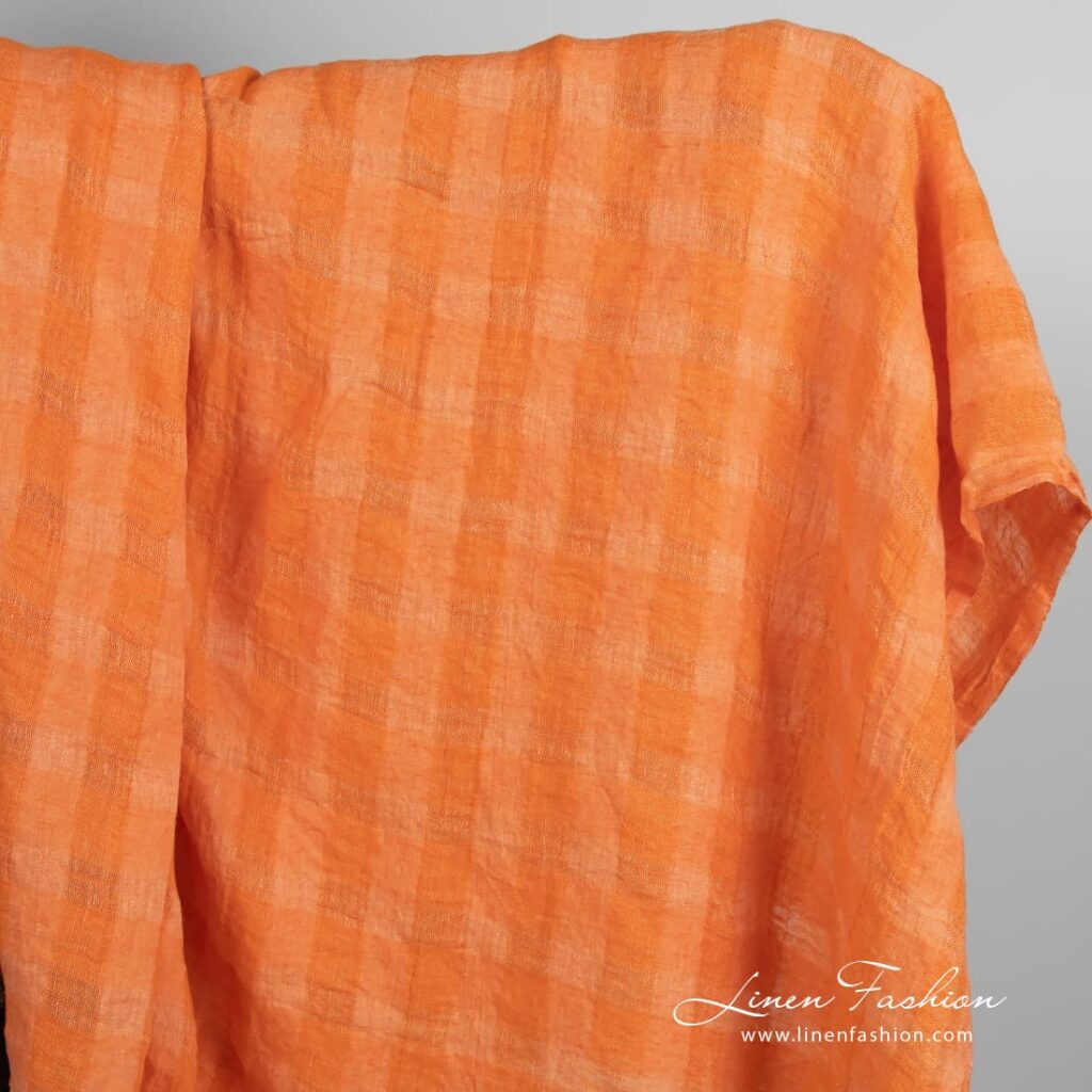 Tissu de lin orange à carreaux transparents lavés 1 Orange linen fabric in transparent checks