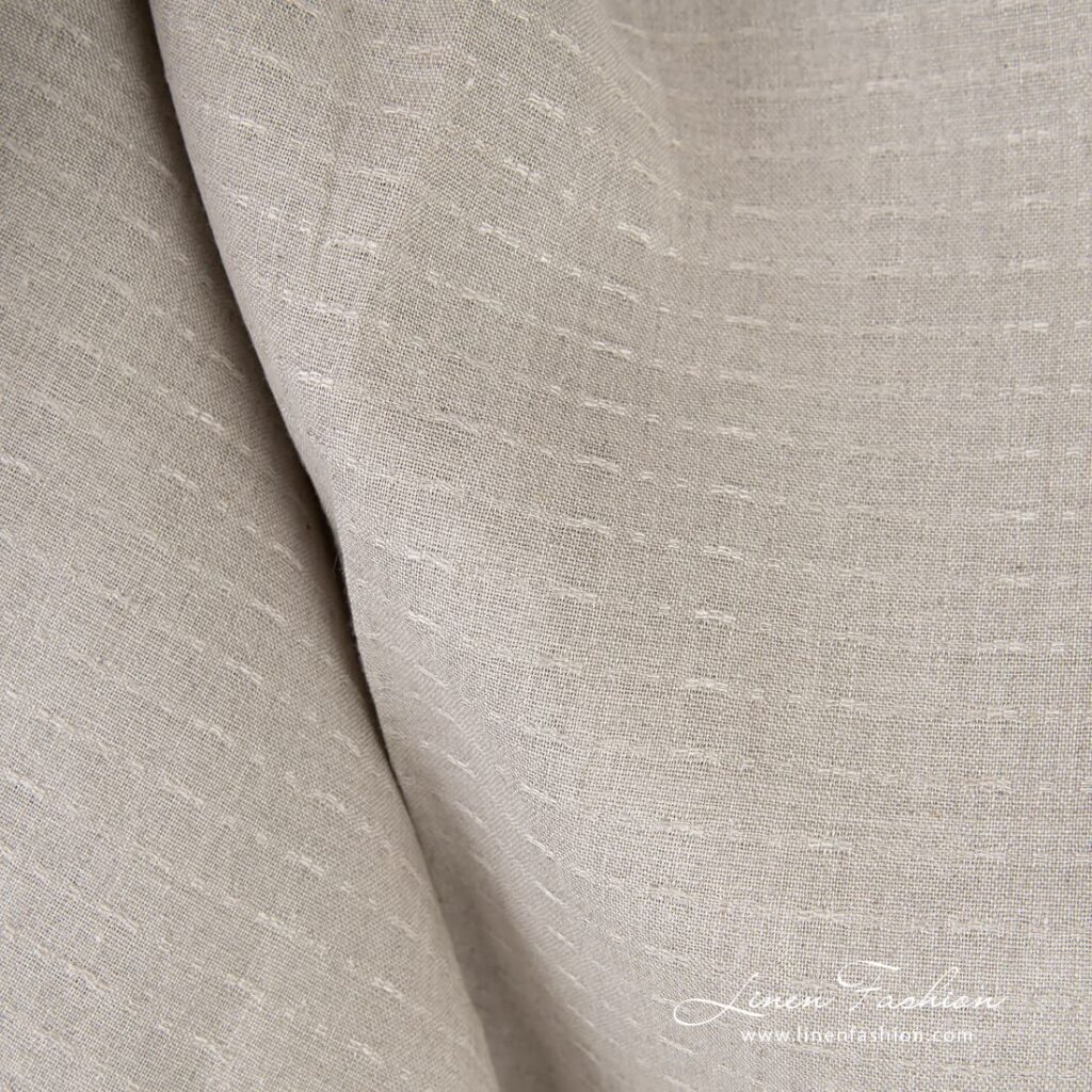Tissu en lin de couleur naturelle 3 Natural linen fabric with prominent dashes