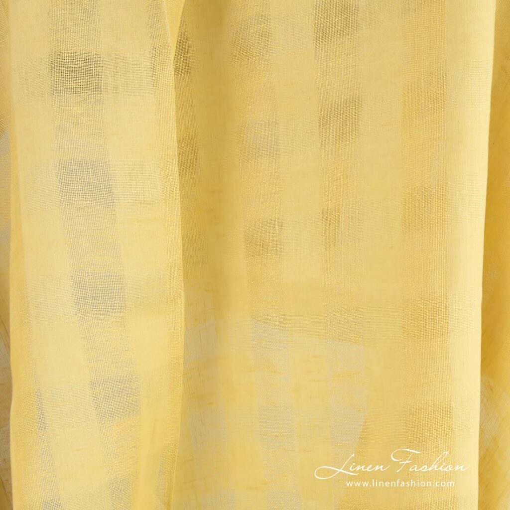 Tissu de lin jaune à carreaux ajourés 2 Yellow linen fabric in transparent checks