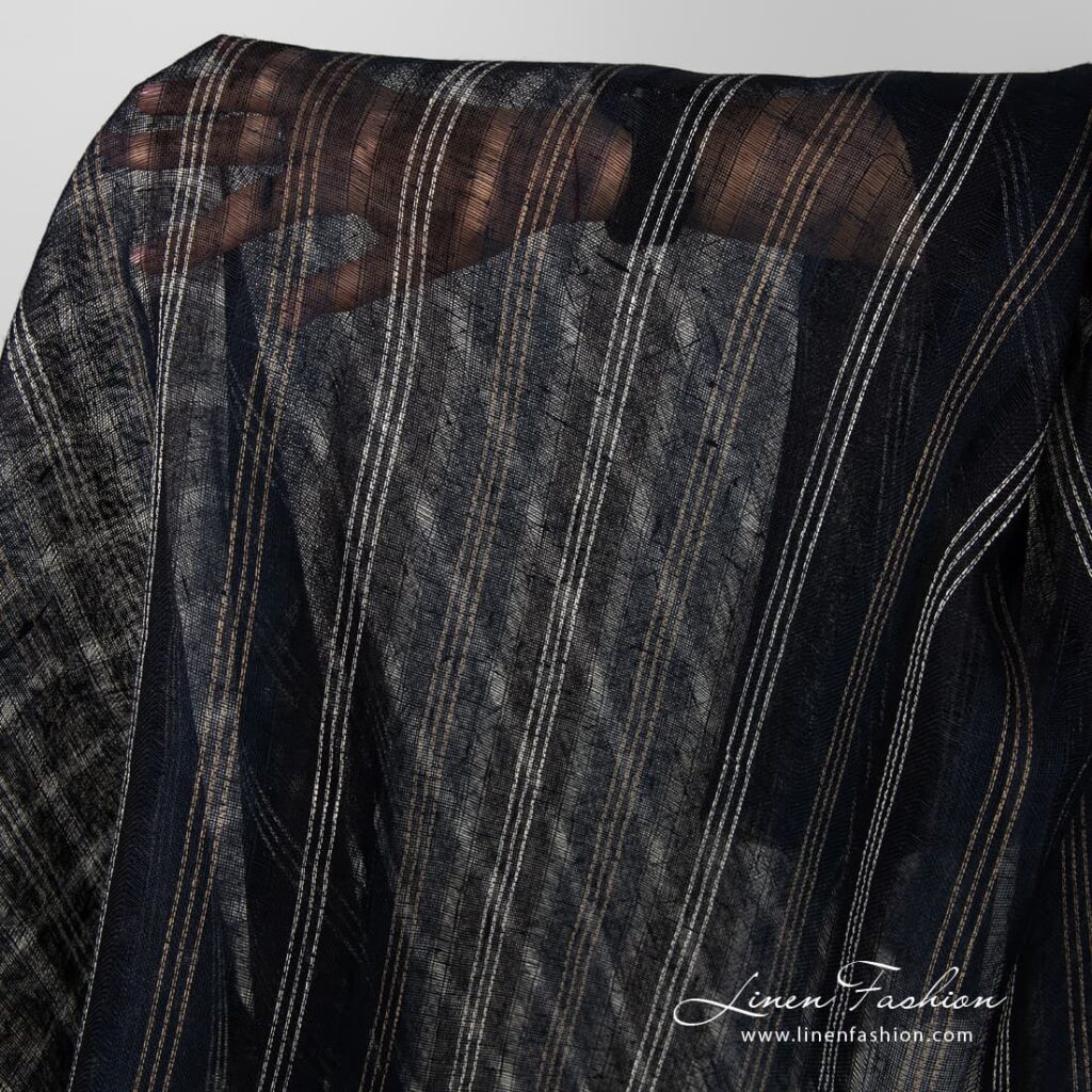 Tissu de lin transparent marine rayé 2 Striped transparent navy linen fabric.