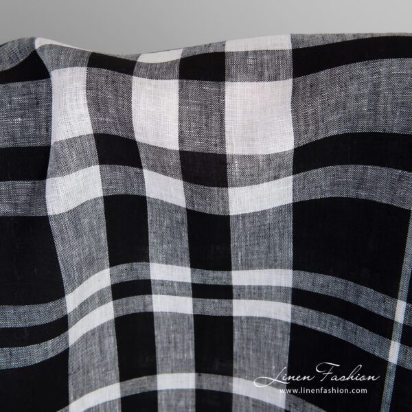 Linen fabric in optical white and black checks