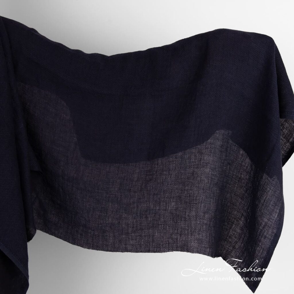 Tissu de lin bleu foncé ratiboisé lavé 1 Dark blue linen fabric