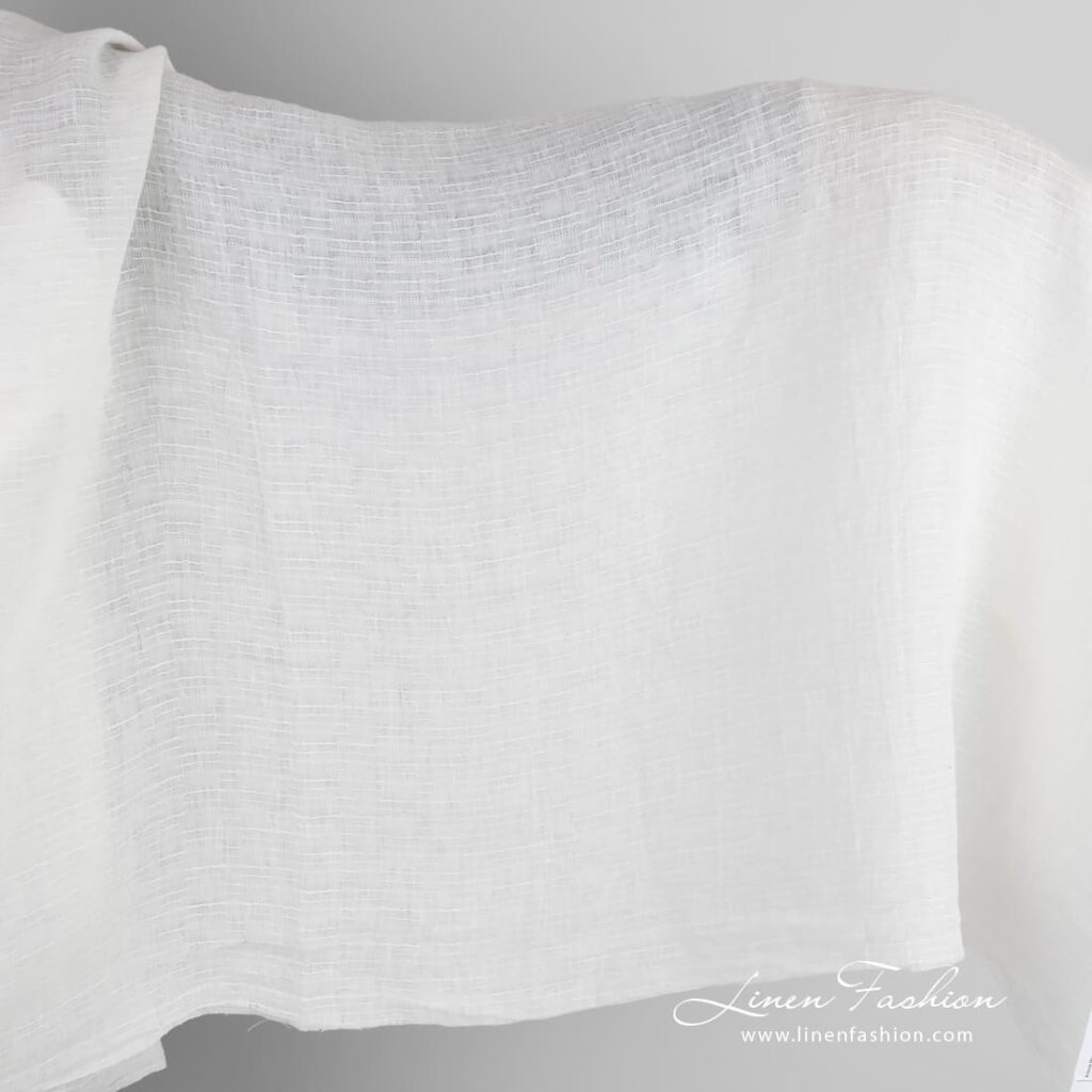 Tissu de lin blanc avec lignes texturées lavées 1 White linen fabric