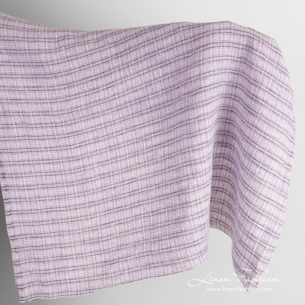 Tissu de lin violet à carreaux lavés 1 Violet linen fabric in checks