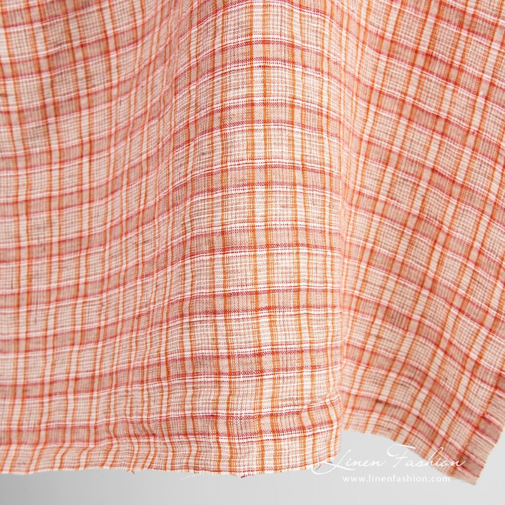 Tissu de lin orange à carreaux lavés 3 Orange linen fabric in checks, specially washed, for home textile and clothes