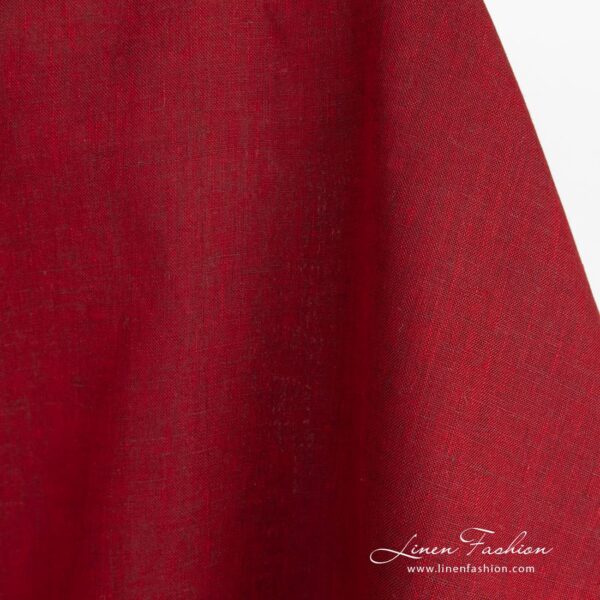 Red and brownish violet melange