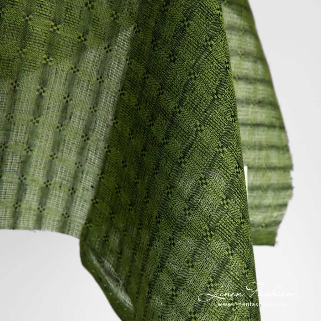 Tissu de lin vert à carreaux à armure ouverte 3 Green linen fabric in transparent checks