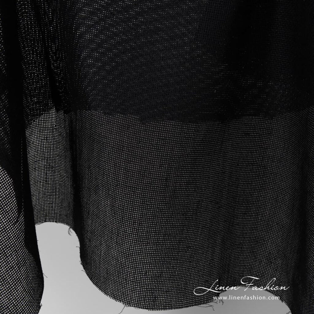 Tissu de lin toile noire 4 Black dyed 100% linen fabric.