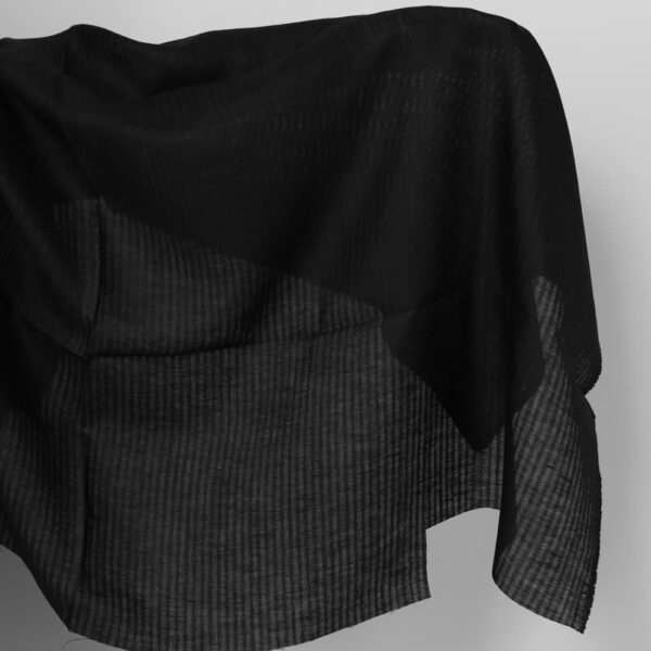 Tissu de lin transparent à rayures noires