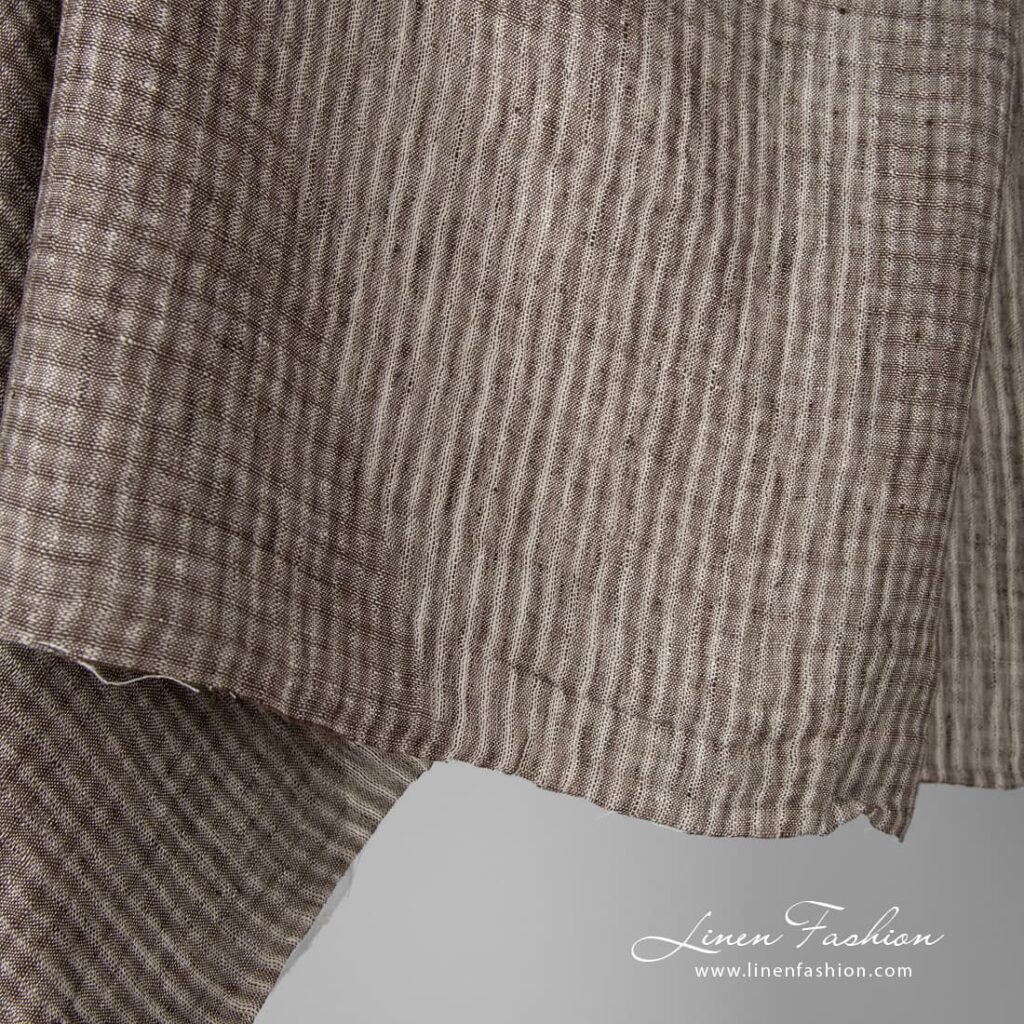 Tissu de lin à carreaux bruns lavés 4 Washed 100% linen fabric in checks.