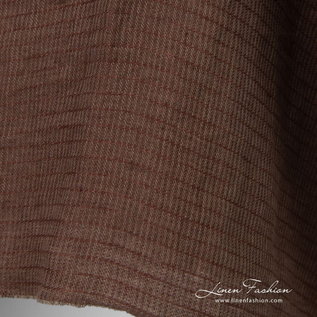 Tissu de lin twill rayé lavé, brun 4 Striped linen fabric in brown color, high quality