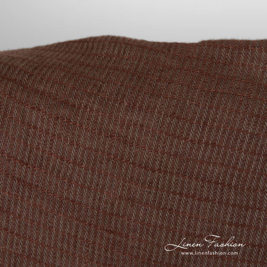 Tissu de lin twill rayé lavé, brun 2 Striped linen fabric in brown color, washed fabric
