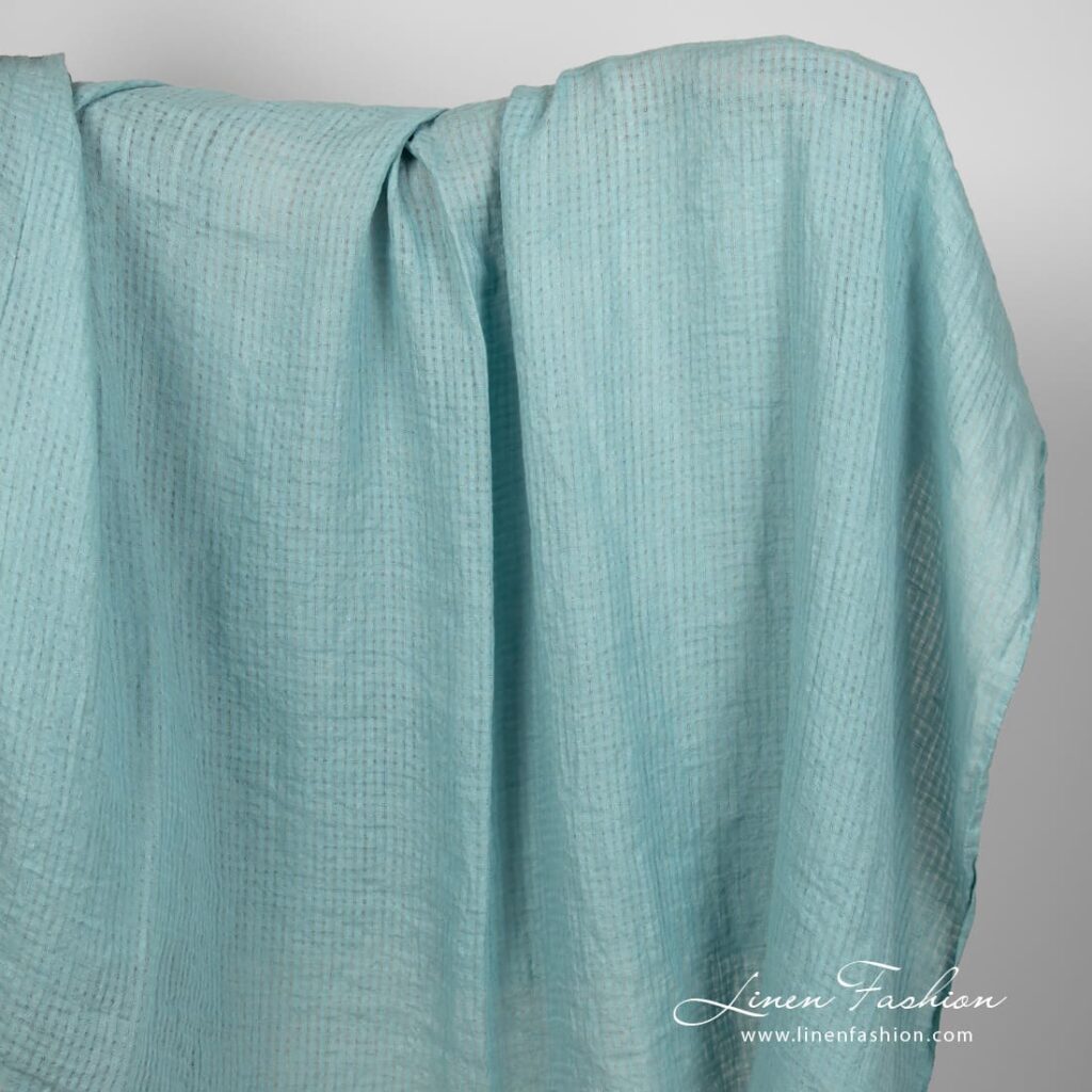 Tissu de lin bleu vert à carreaux transparents lavés 1 Blue green linen fabric in transparent checks