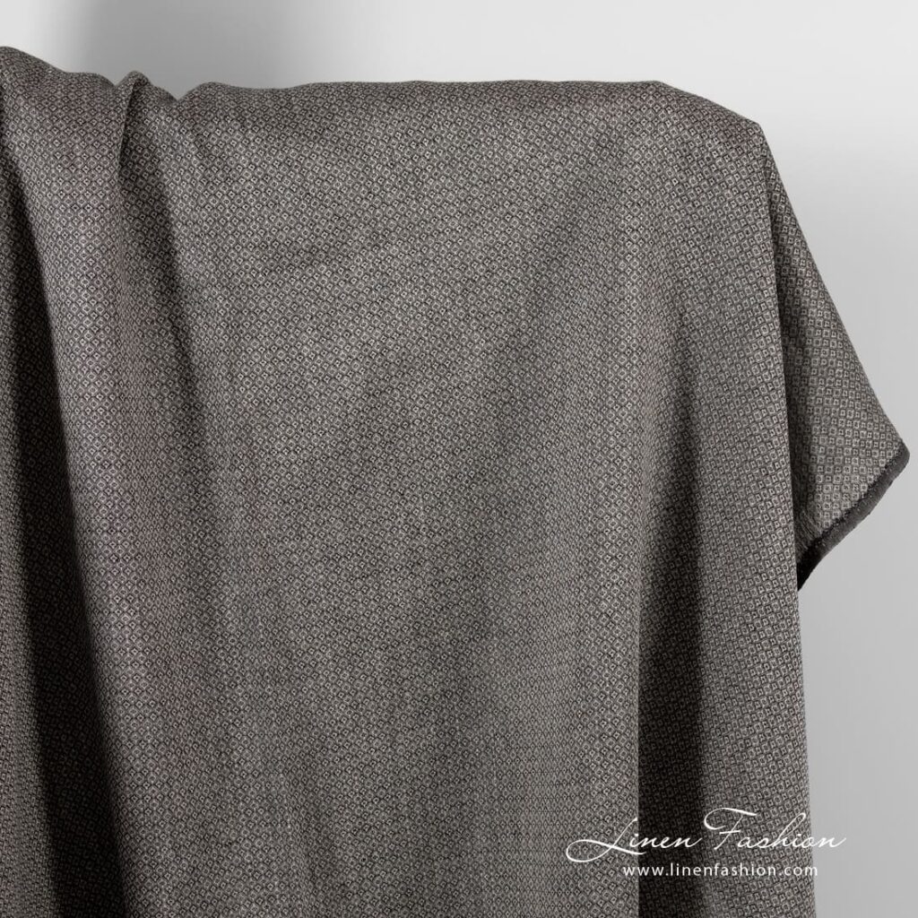 Tissu en lin gris à motifs de losanges noirs 1 Grey linen fabric in black rhombus pattern