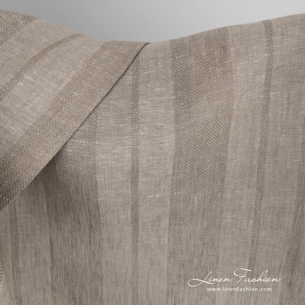 Tissu de lin à rayures de couleur sable 2 Linen fabric in sand color stripes for clothes and home textile