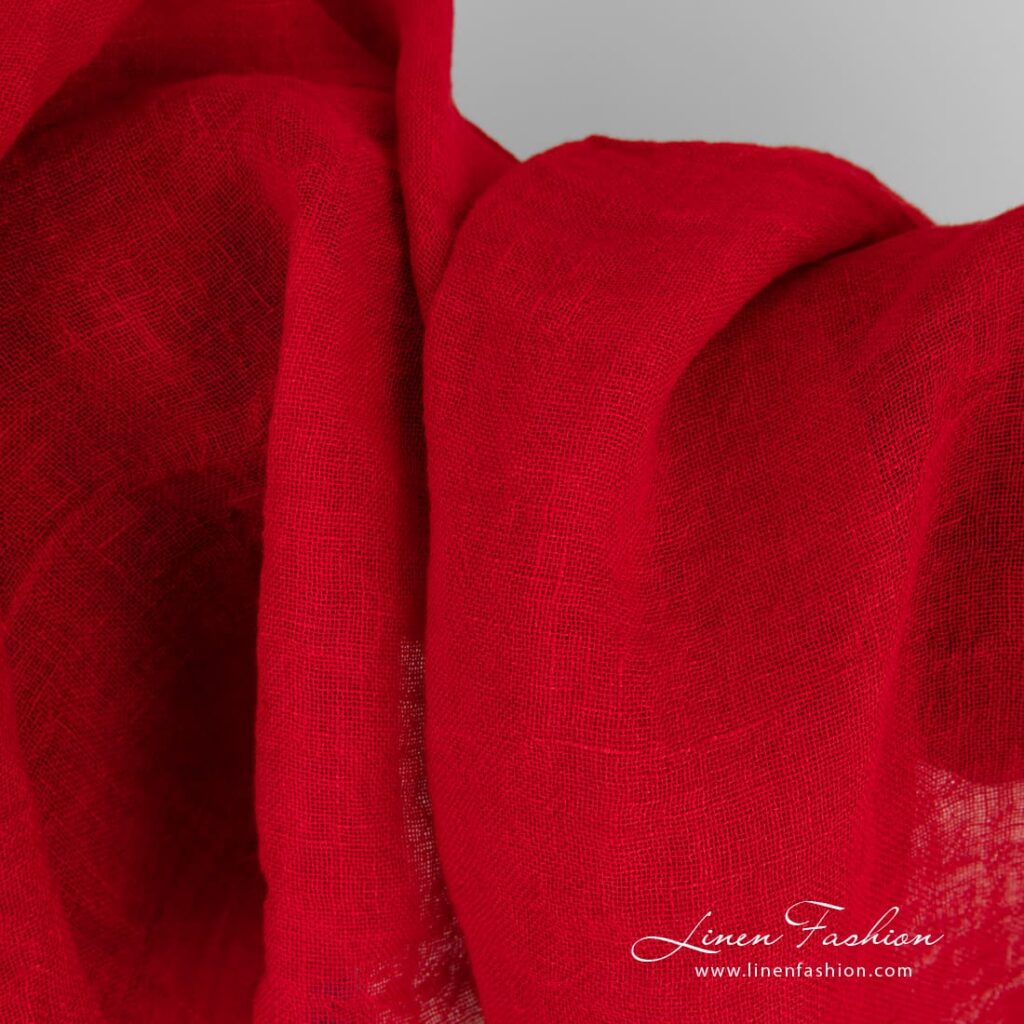 Tissu de lin rouge transparent lavé 2 Transparent linen fabric in red