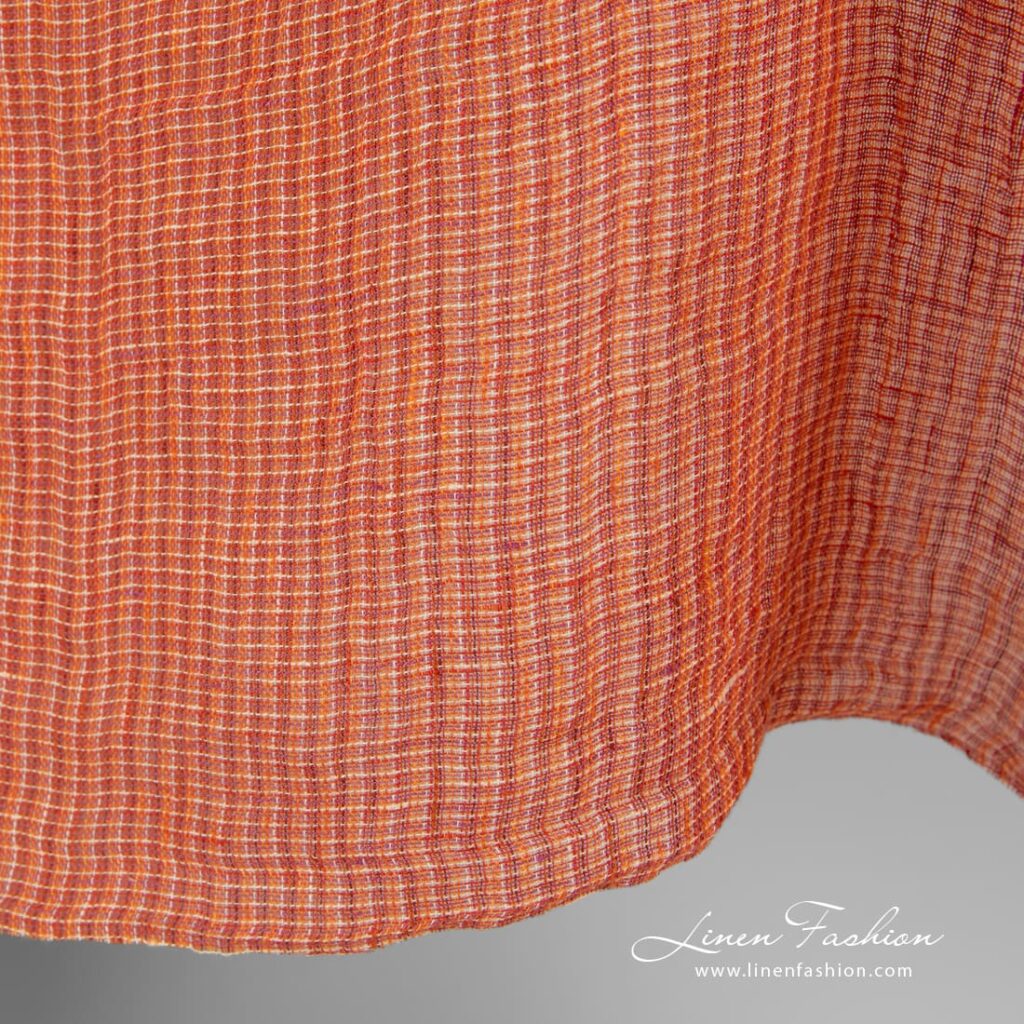 Tissu de lin transparent en mélange orange lavé 3 Linen fabric in melange, woven from orange, red and yellowish yarns