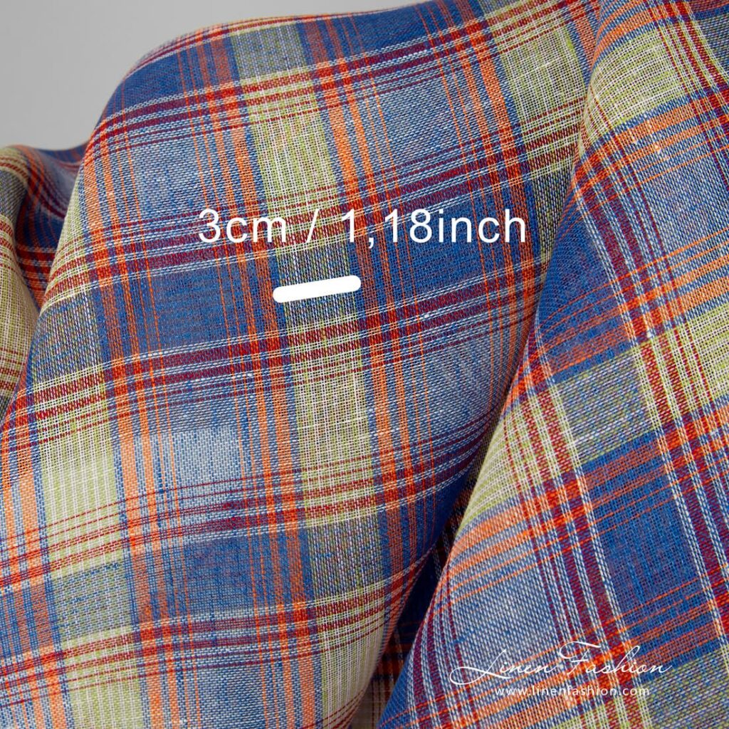 Tissu de lin transparent à carreaux bleu-orange 4 Checked blue and orange linen fabric.