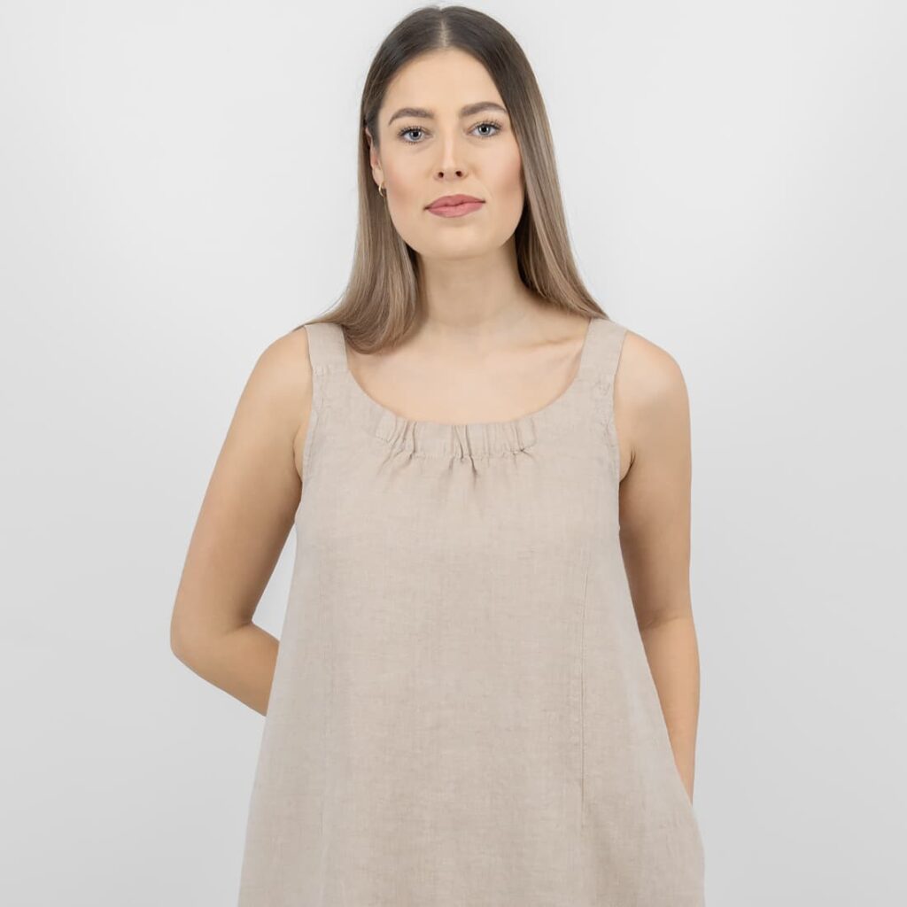 MINA Robe sable 4 MINA Robe sable – Image 4