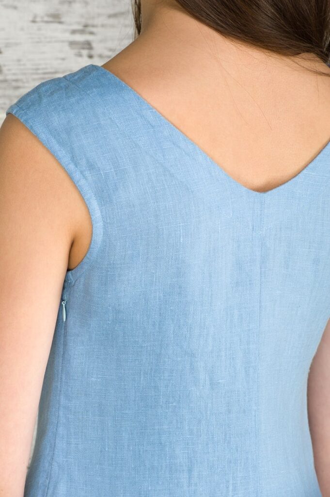 LUKA Robe bleuâtre 7 LUKA Robe bleuâtre – Image 7