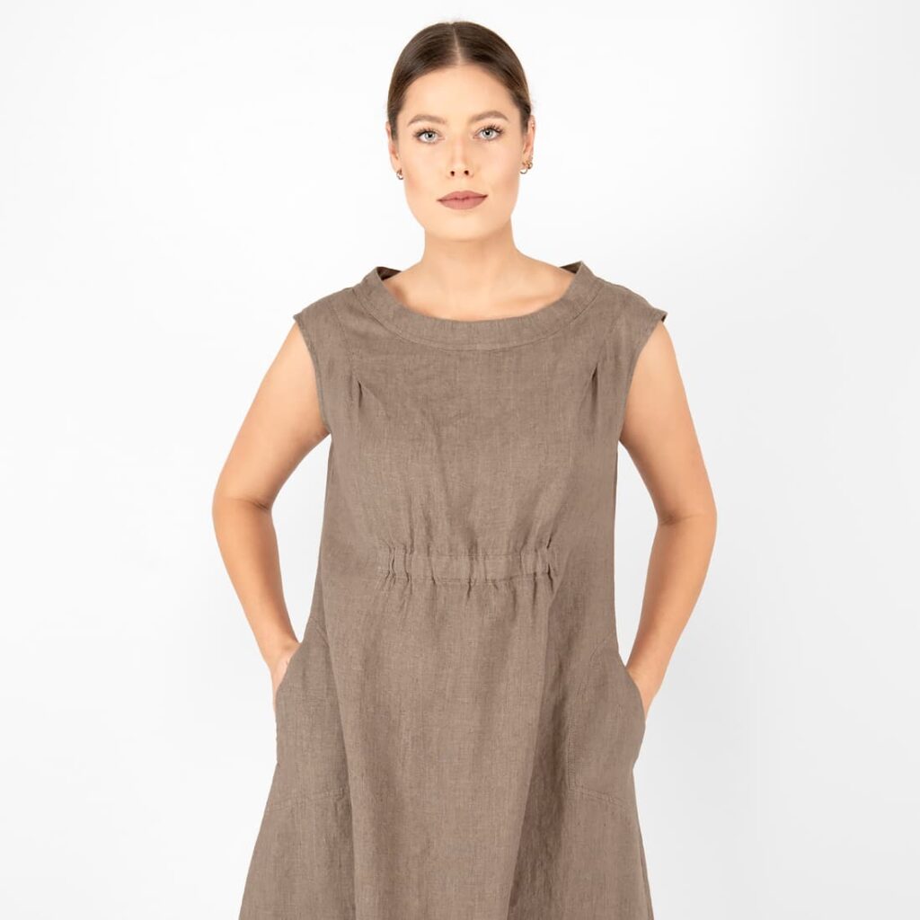 VIKI Robe brune 3 VIKI Robe brune – Image 3