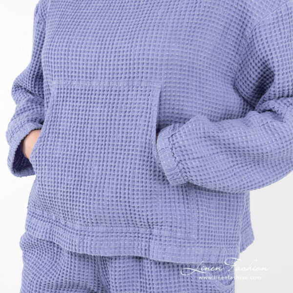 hoodie violet blue with one big pocket in front.