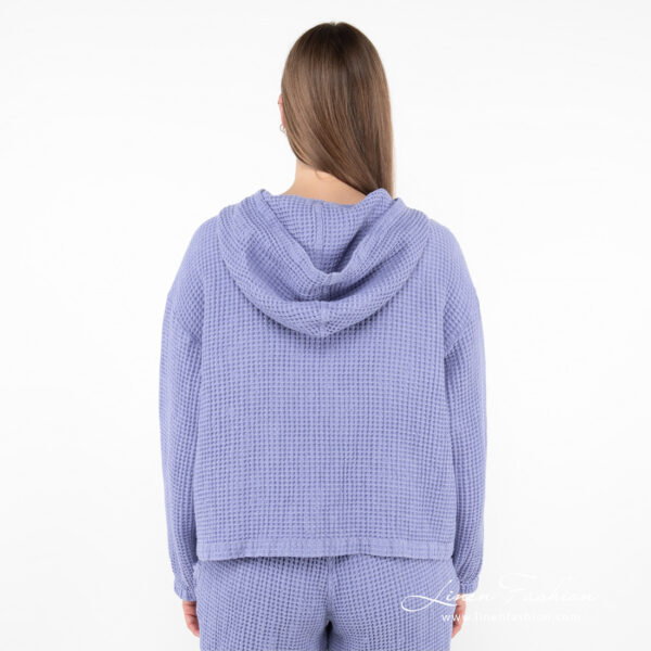 hoodie violet blue from backside.
