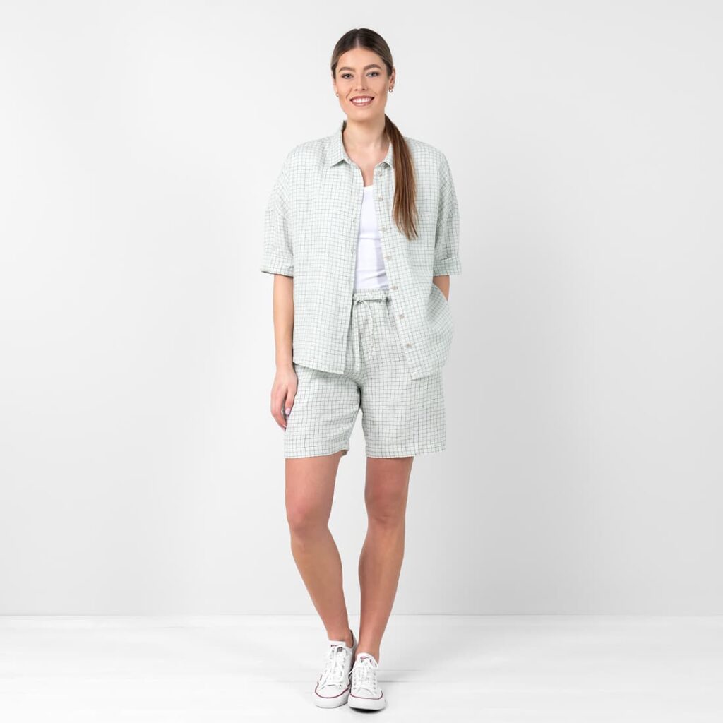 DOLFI Shorts verdâtre 2 Linen green checked shorts