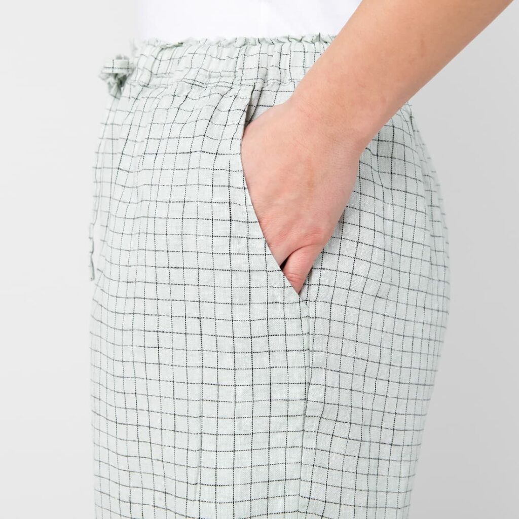DOLFI Shorts verdâtre 3 Linen green checked shorts, with pockets