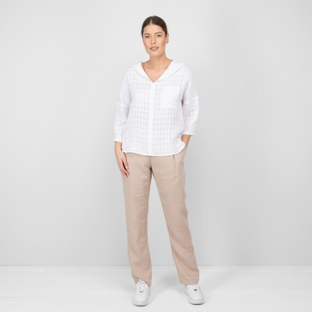 MYRIAM Blouse blanc 2 white linen blouse with hoodie
