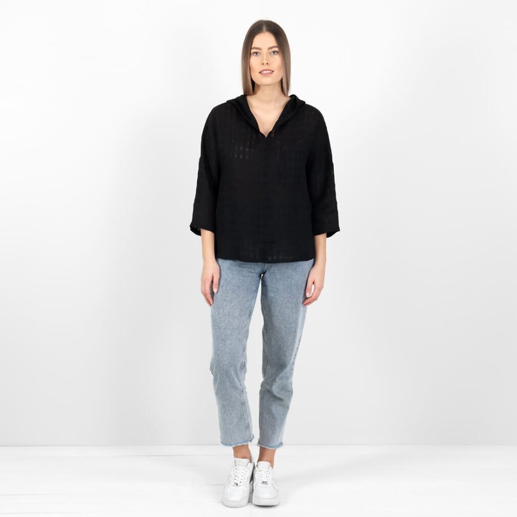 MYRIAM Blouse noir 2 black linen blouse with hoodie