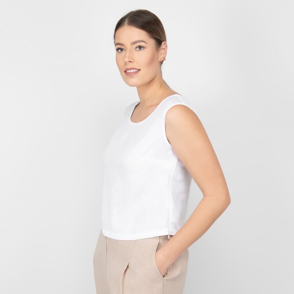 MYLA Blouse blanc 2 white linen blouse sleevless with zip closure on side