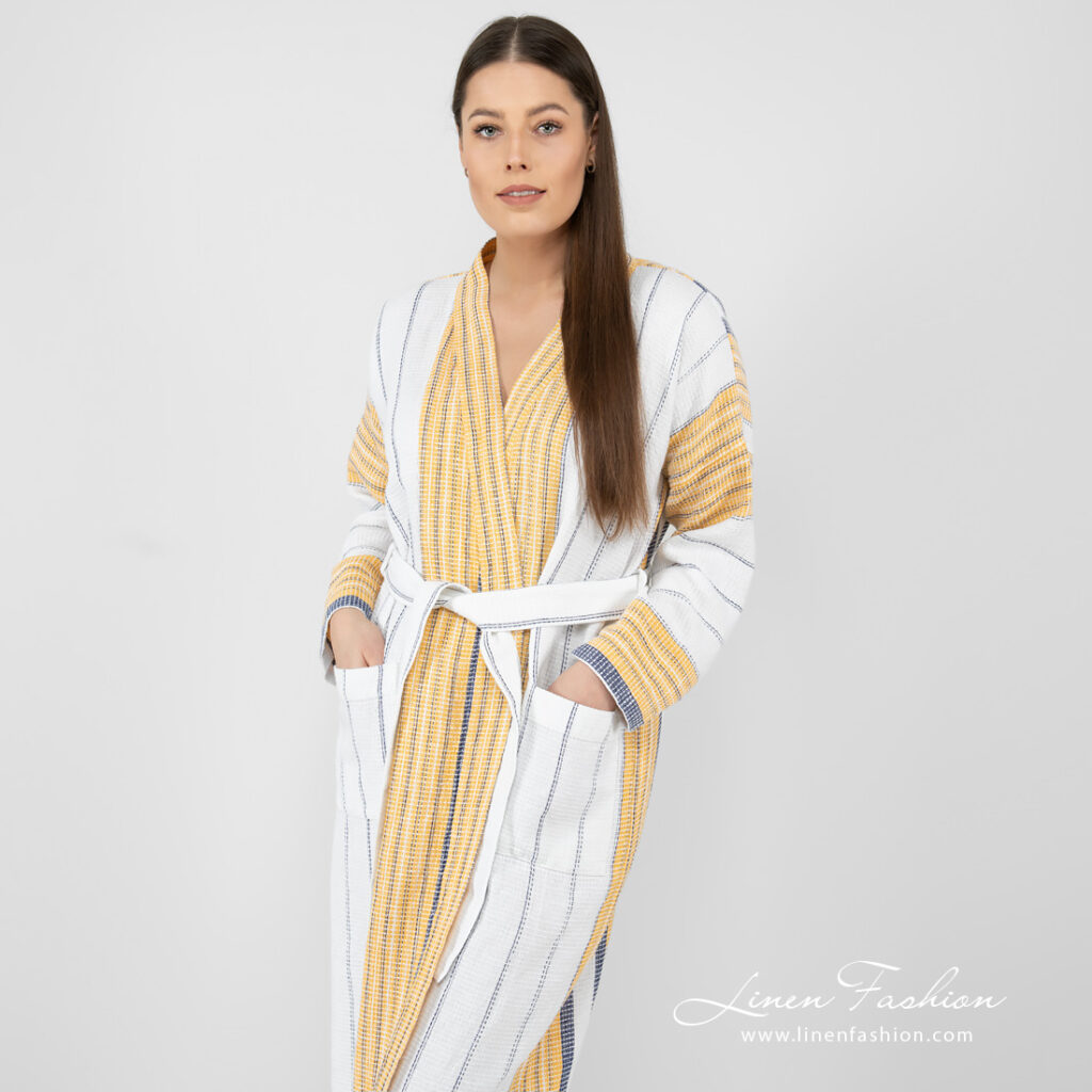 KORA Peignoir rayé blanc 2 striped bathrobe linen cotton, washed.