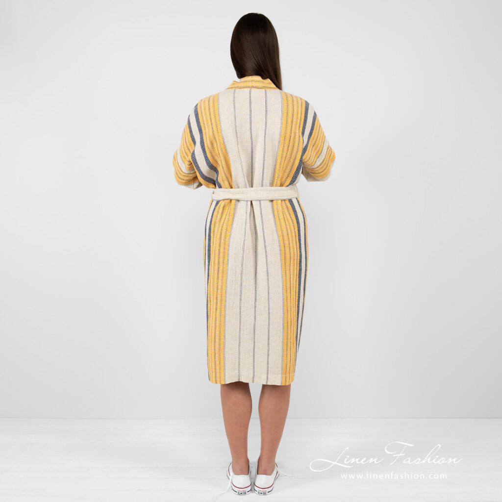 KORA Peignoir rayé beige 7 linen cotton beige striped bathrobe from backside.