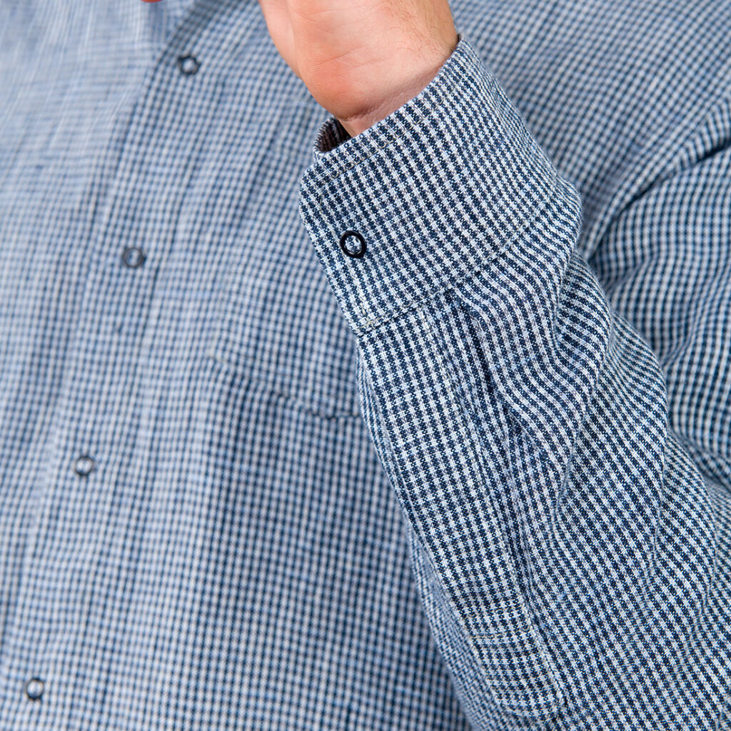 LONGO Chemise bleue 4 LONGO Chemise bleue – Image 4