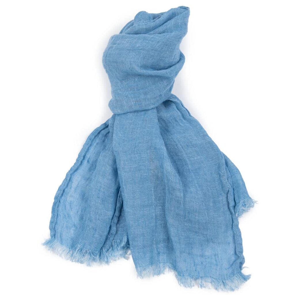 FINO Châle bleu clair 1 FINO Châle bleu clair