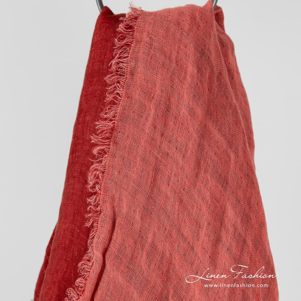 TWINA Foulard rouge 1 TWINA Foulard rouge