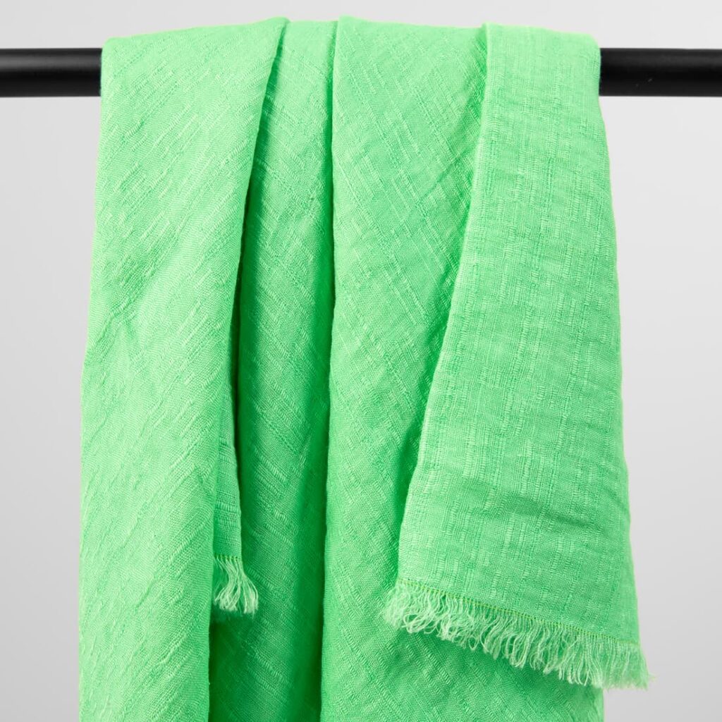 LOLITA Foulard vert pomme 4 LOLITA Foulard vert pomme – Image 4