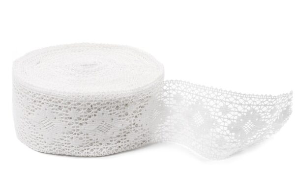 Dentelle de lin blanc cassé No. 42