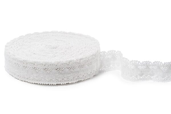 Dentelle de lin blanc cassé No. 39