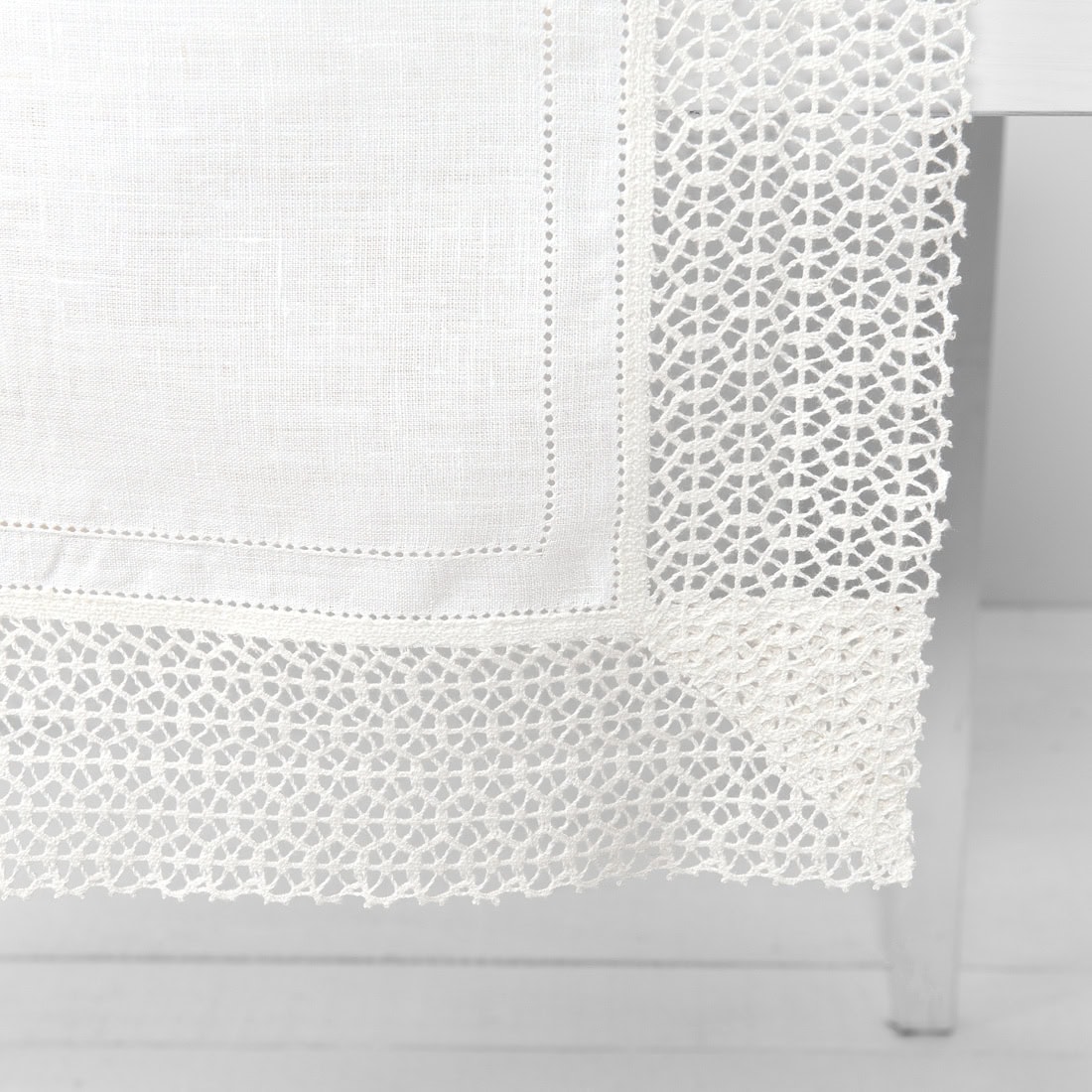 VEILA Chemin de table blanc 3 VEILA Chemin de table blanc – Image 3