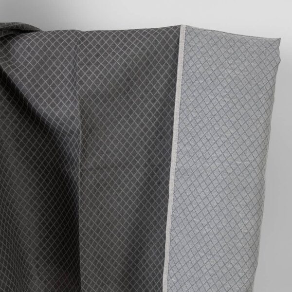 Tissu en lin et coton jacquard à losanges gris