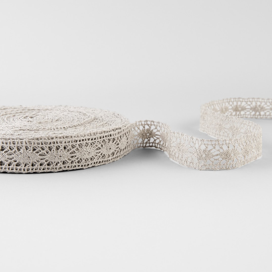 Dentelle de lin naturel No. 97 1 Linen lace natural No. 97