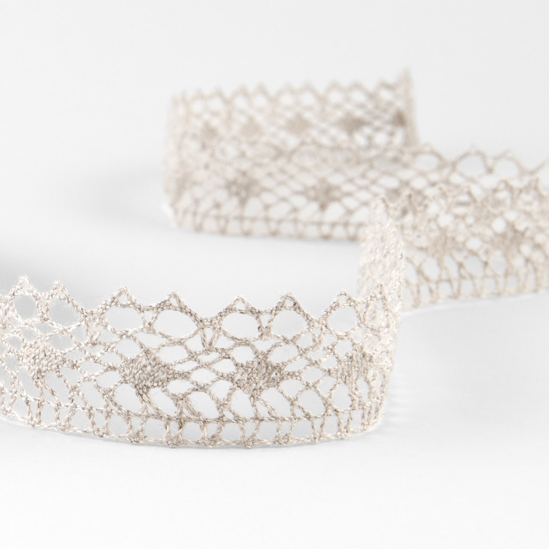 Dentelle de lin naturel No. 102 2 Linen lace natural No. 102, 2cm width