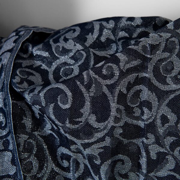 Tissu en lin et coton jacquard bleu et gris lurex argenté – Image 4