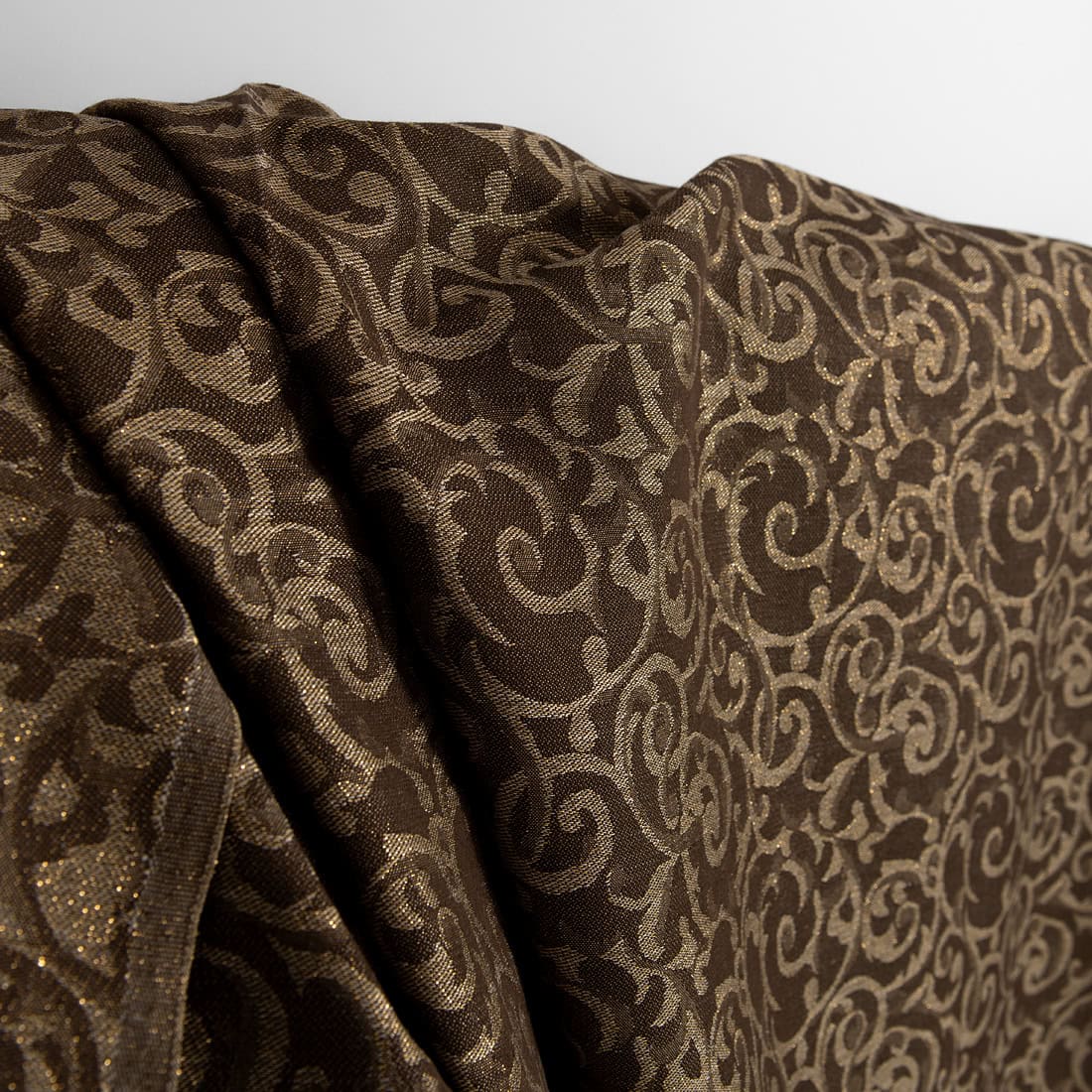Tissu en lin et coton jacquard marron et naturel lurex doré 3 Tissu en lin et coton jacquard marron et naturel lurex doré – Image 3